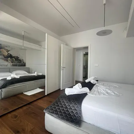 Pearl Adriatic Coast 4 Голем