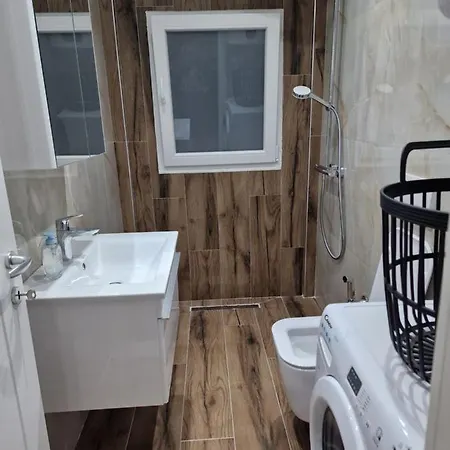Pearl Adriatic Coast 4 Apartament Golem (Tirana)